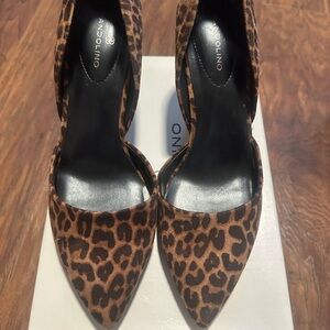 Bandolino Leopard Print Heels